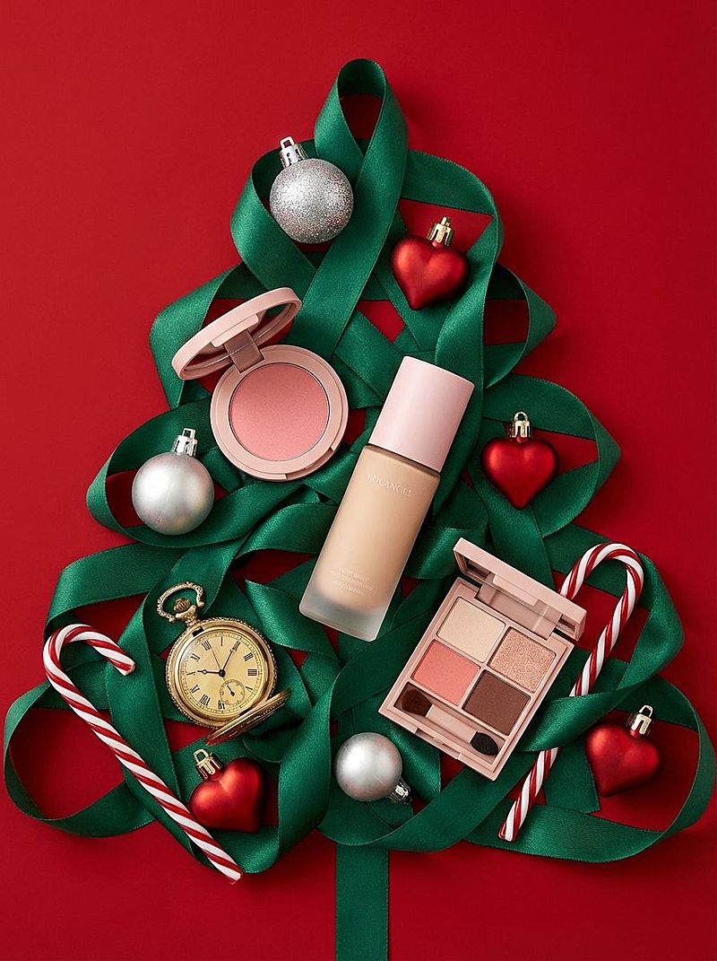 丝带圣诞树｜美妆套组展示