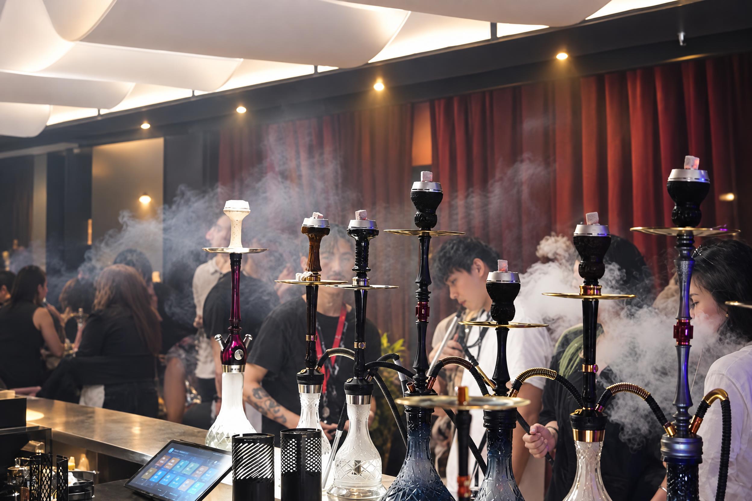 提升整体画质，去除噪点，增强精修质感，保留真实自然的写实质感，… - 图片创意预览