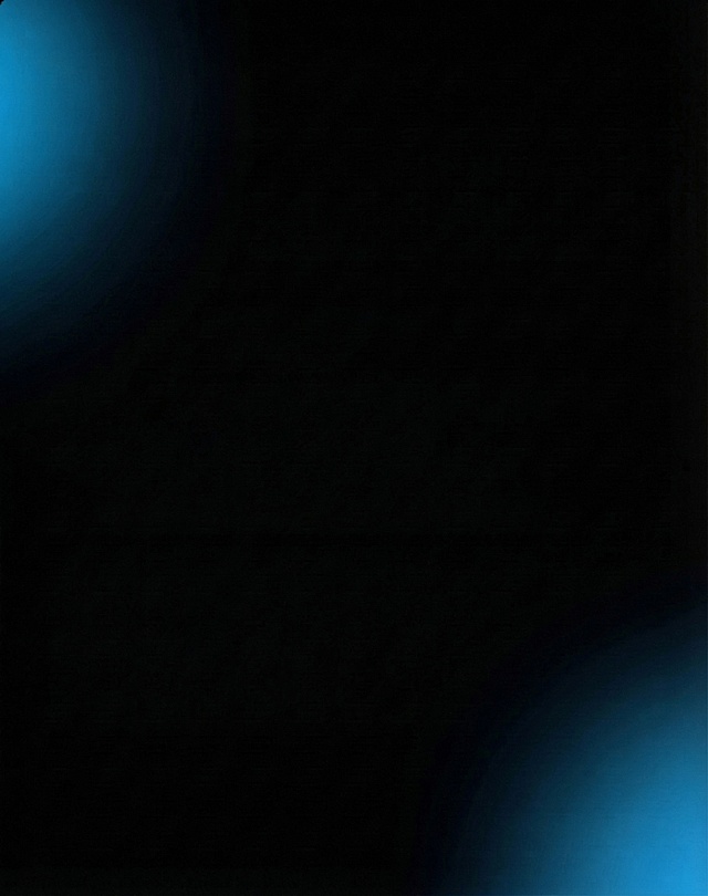 去除图片左上角的所有俄文文字和蓝色竖线，保留原图片的黑色背景以及左上角和右下角的蓝色渐变光影效果，保持原图整体风格和光影自然过渡