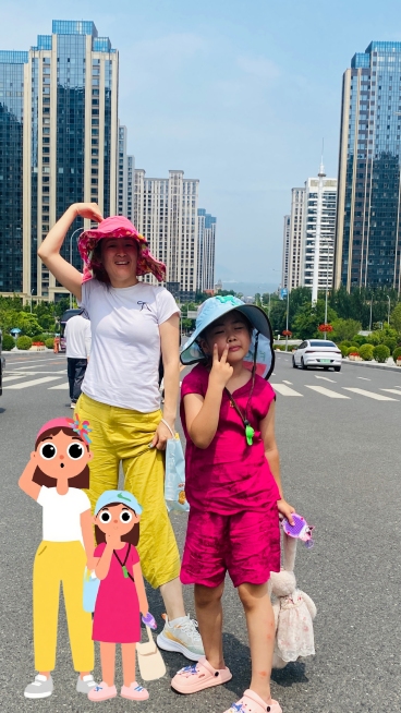 大眼睛的扁平插画，可爱预览效果