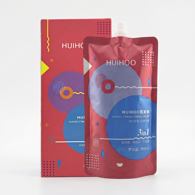这是一张HUIHOO三合一软化直发膏电商主图，红蓝色现代简约风格设计，产品摆在画面中央，简洁干净白色背景，突出产品包装和文字信息，适合电商平台展示预览效果