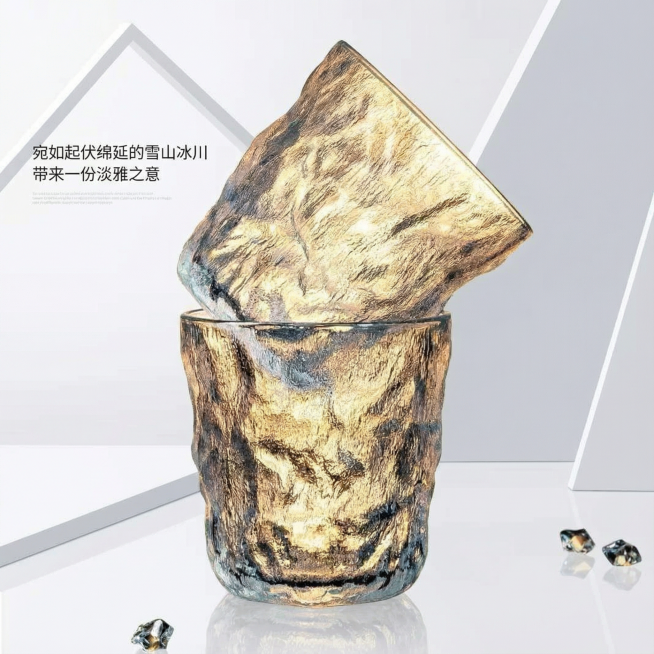 根据这张主图帮我换成不同的背景生成一套风格相同的电商主图预览效果
