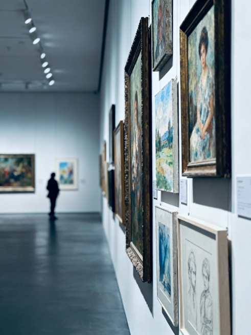 美术展，除非远景否则不要出现任务预览效果