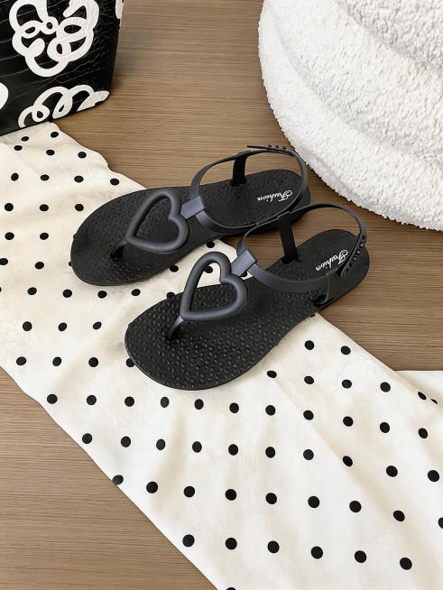 保持原有图片内容不变，仅调整图片比例为3:4预览效果