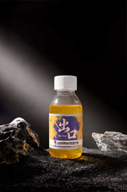 两张图片融合保证产品的细节和背景不变，平视视角，赋予其自然的光影，产品的背景光线一致，画面效果自然真实，光影刻画效果加强，保持原来背景色调，商业摄影作品。预览效果