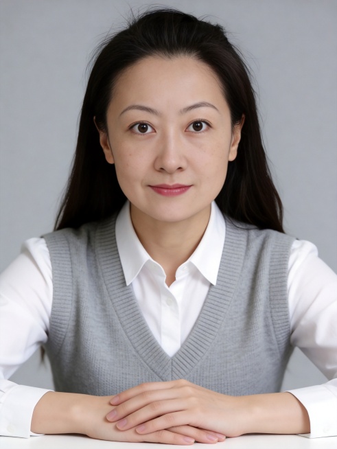 整参考第一张图保留人物脸型､发型､年龄等特征生成职场形象照,参考第二张图人物占位和比例,标准焦段50mm,f/4光圈(f/2.8f/4区间),平视视角(镜头与人物视线齐平);人物占画面60%,头部与画预览效果