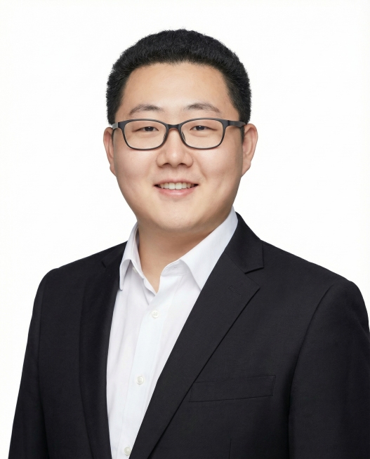 将姿势改成正面，表情微笑预览效果