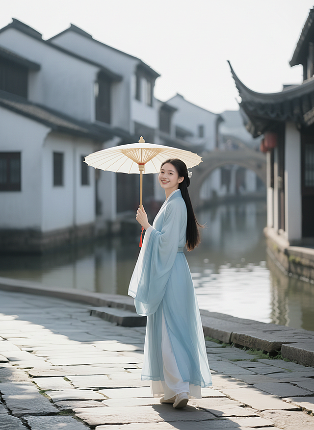 保持人物和动作不变，场景换成古镇，景深