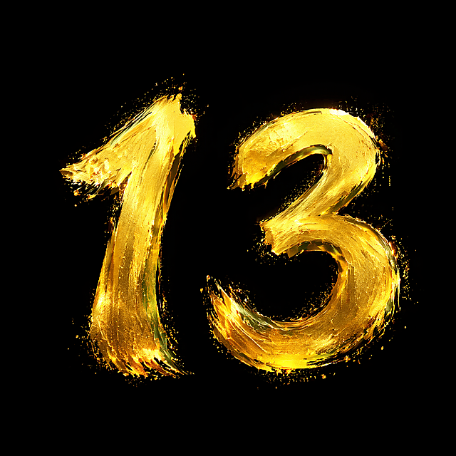 将数字“13”修改为毛笔书法字体风格，保留大气金沙鎏金质感和金绿色效果，保持纯黑色背景，数字完整不裁切。仅包含“1”和“3”两个数字，不得增加、遗漏或替换任何内容。文字整体必须完整呈现在画面内不可被裁切，四周留有安全边距。比例1:1。