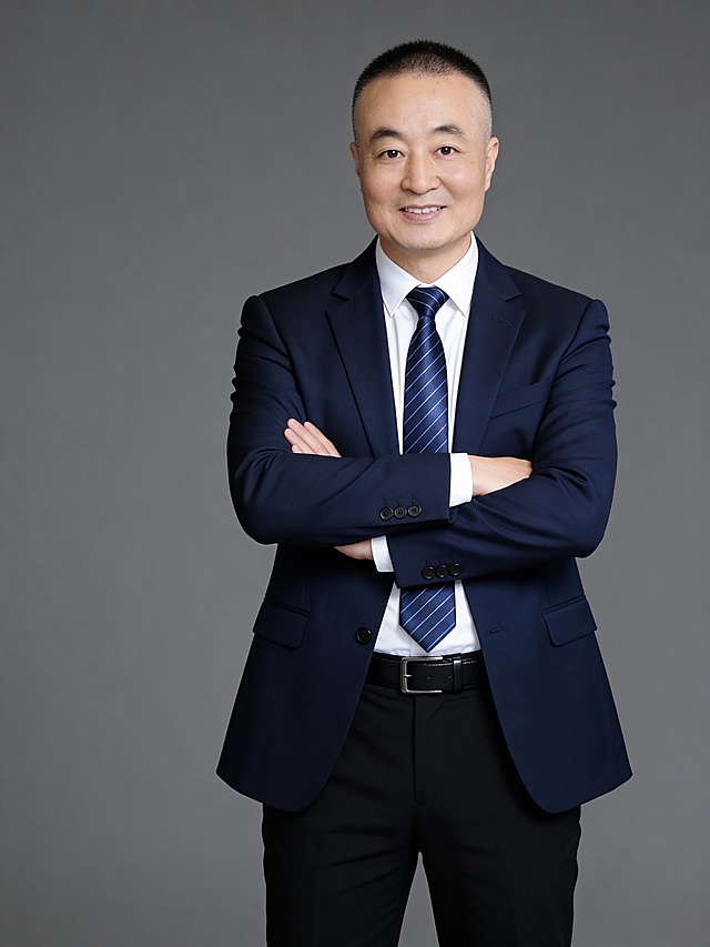 保留原本光头和容颜