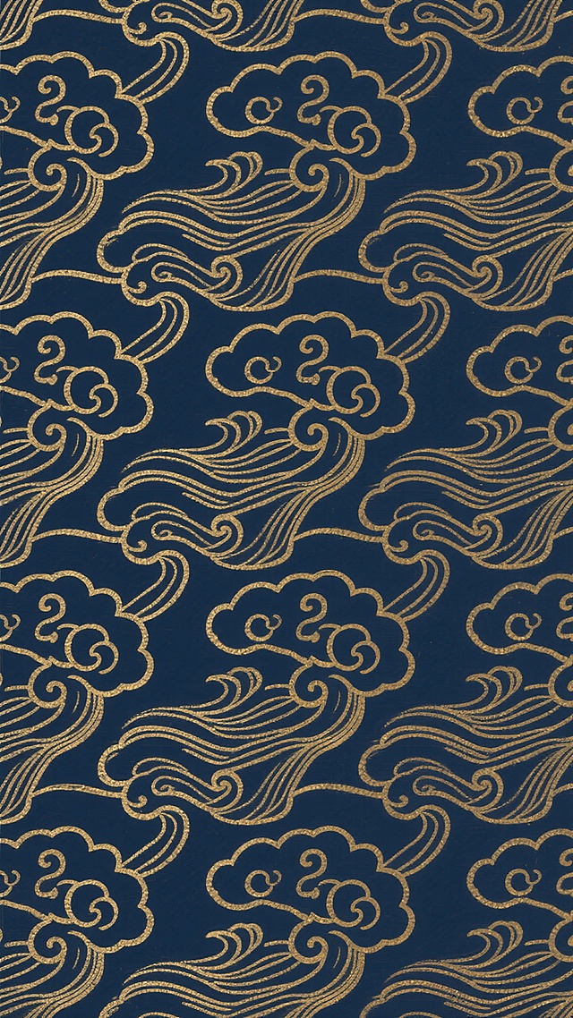 深蓝色底纹上以金色勾勒的传统云纹与波浪纹连续图案，线条流畅细腻，呈现出对称重复的几何美感，云纹形态饱满卷曲，波浪线条柔和起伏，整体构图均衡有序，具有浓厚的东方传统装饰风格，金色纹样在深色背景上形成鲜明对比，展现出典雅庄重的视觉效果。