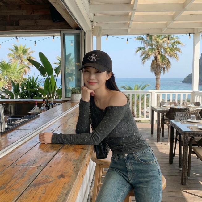 「图片1」再加几组不同姿势，在度假村的不同地方预览效果