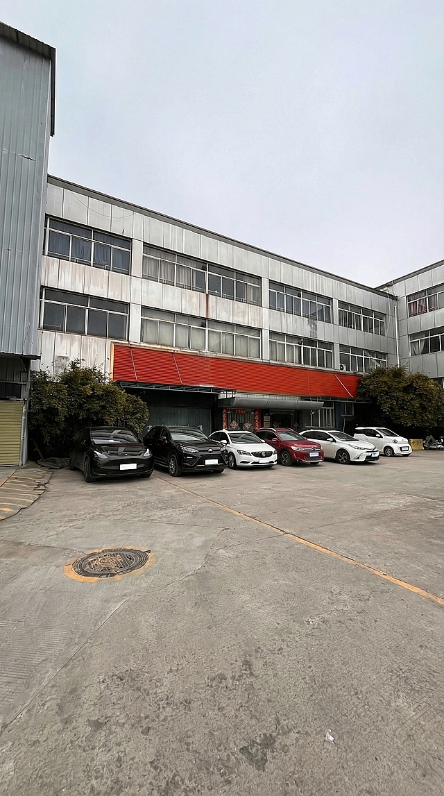 把图片中的文字都p掉