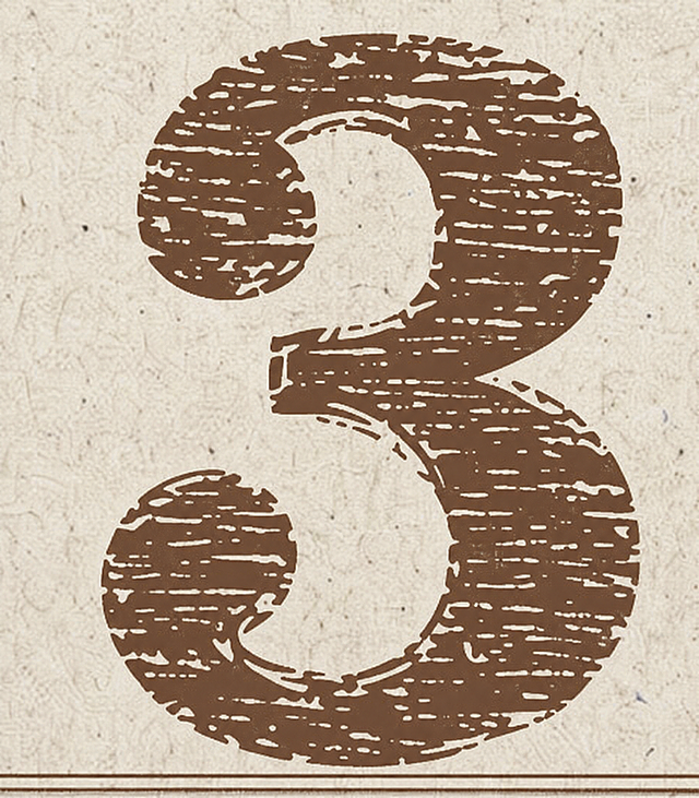 参考图中的复古木刻版画风格数字，生成数字3，深棕色，带有横向木纹纹理和斑驳做旧效果，米黄色牛皮纸质感背景，粗体衬线字体，边缘粗糙有磨损感，复古印刷风格，与参考图风格完全一致