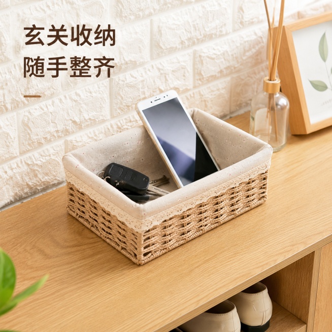 [主图-6] 日式纸绳收纳筐玄关钥匙手机收纳场景
[氛围风格] 日常使用场景展示
[画质] 商业摄影质感、光线柔和通透、产品清晰真实、画面干净高级
[元素] 收纳筐放置在玄关原木鞋柜台面，筐内斜放着手预览效果
