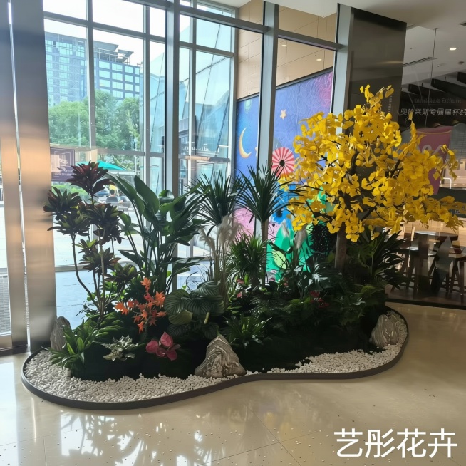 把这9张照片修改尺寸和亮度，调整成适合发小红书笔记的尺寸和亮度，增加统一水印艺彤花卉，最后把这9张照片拼到一张上，作为小红书笔记首图使用。预览效果