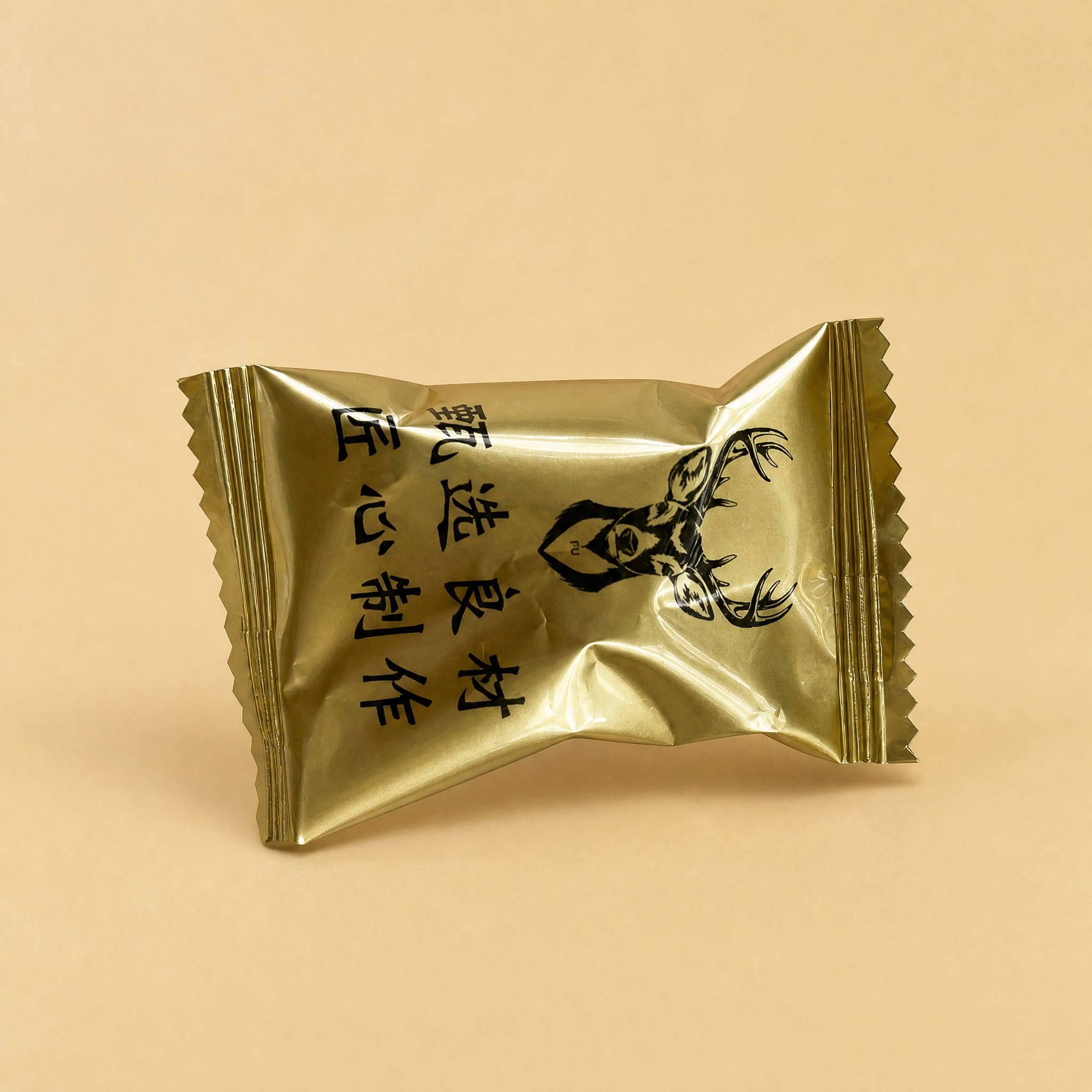 电商主图，金色独立小包装展示图。金色铝箔独立小包装袋，表面有金… - 图片创意预览