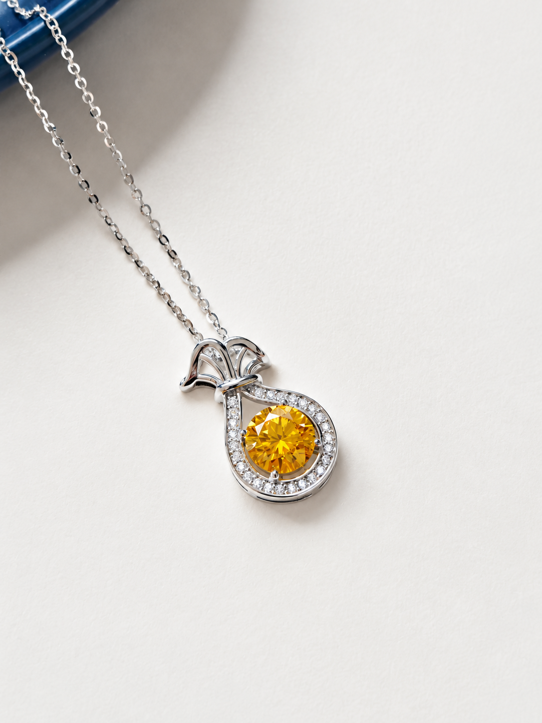 产品精修, 锁定原图背景与场景, 不去底不换背景, 保持原背景… - 图片创意预览