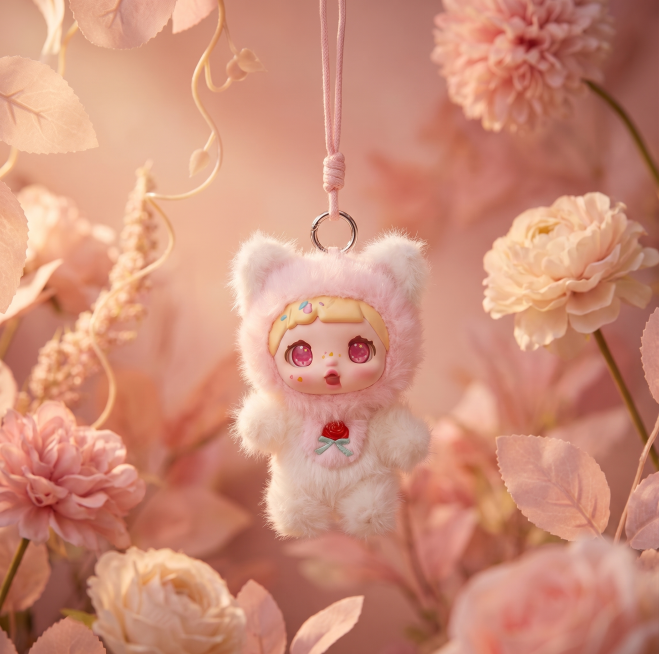 保留这个粉色毛绒娃娃挂件主体，更换背景为和娃娃粉色相近的氛围感植物背景，背景色调柔和温馨，突出主体娃娃，整体氛围感强预览效果