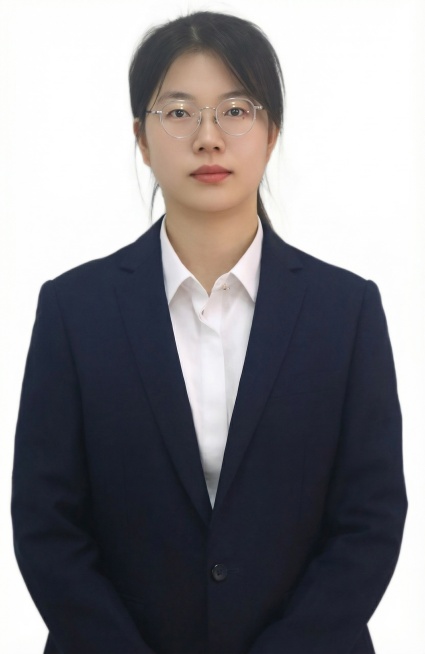 根据美化人物形象，提升照片清晰度预览效果